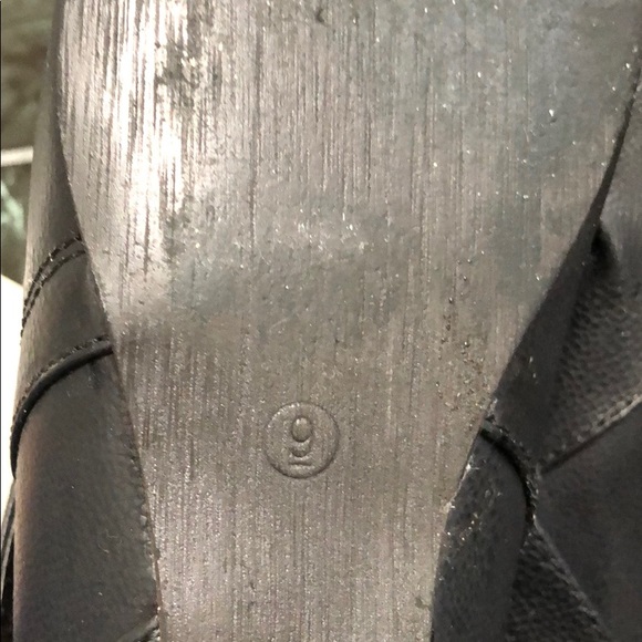 Black booties - Picture 5 of 7